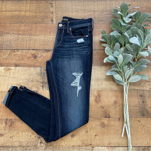 EXPRESS Mid-Rise Distressed Skinny Jeans - Picture 1 of 10